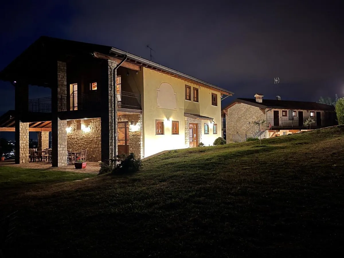 La FIOCCHINA - Magic Place - Salò - Garda Lake - countryside farmhouse, inside the middle of the lake 0*,  Itália